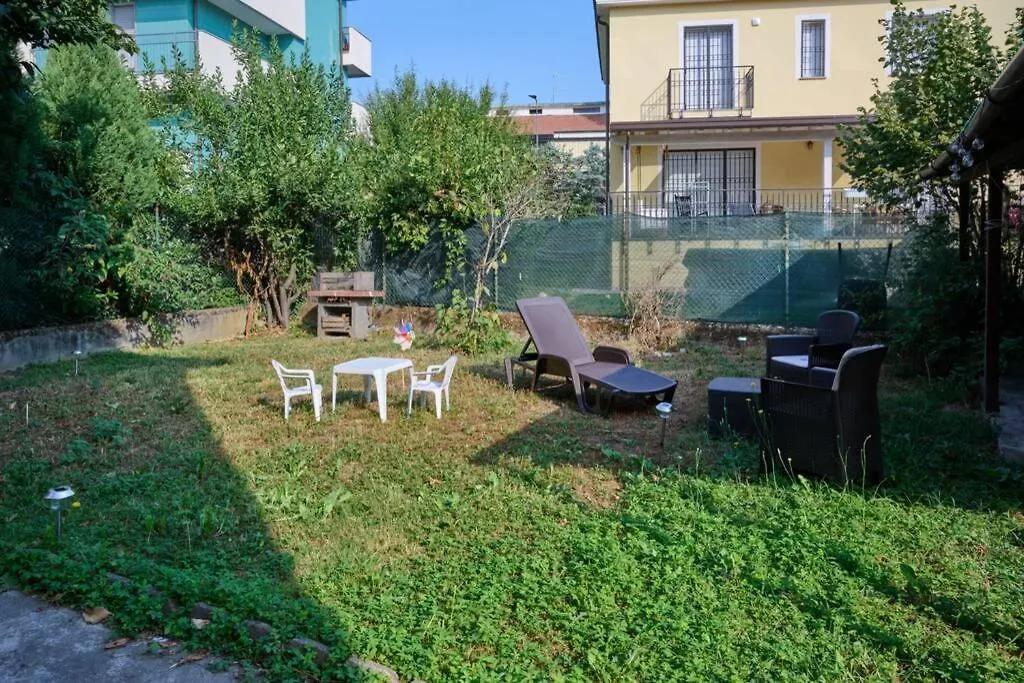 Casa Faby - Family House Milano Baggio Appartamento